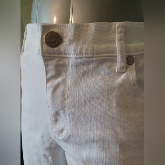 🍒 LOFT White Straight Leg Jeans Classic Style - Picture 6 of 9